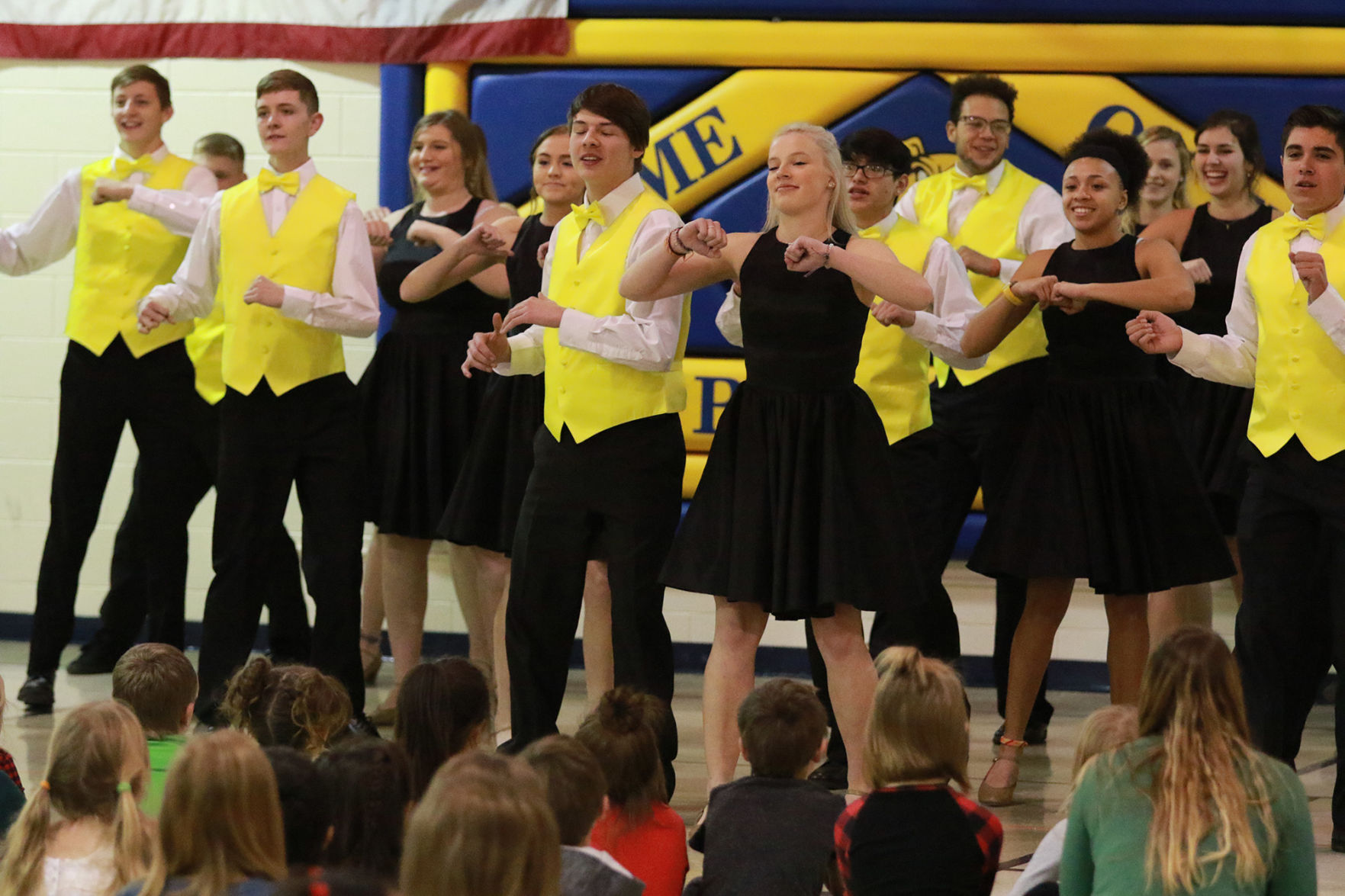 PHOTO GALLERY Harmony performs at Northfield Elementary